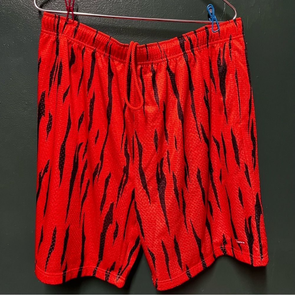 Supreme Tiger shorts XL
